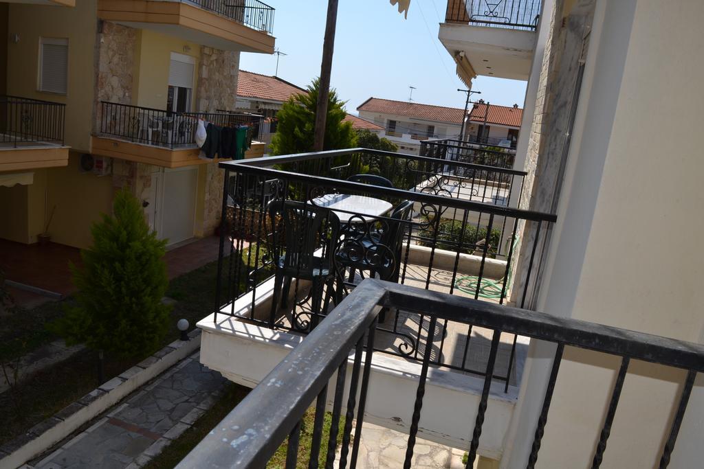 Roses Rt Apartments Skioni I เนอา สกีโอนี ภายนอก รูปภาพ
